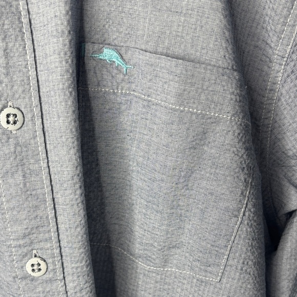 π Tommy Bahama Blue Chambray Button Down Shirt Menβs Medium π - Picture 5 of 15